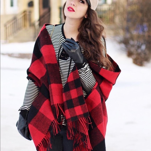 Madewell Buffalo Check Cape - Picture 2 of 6